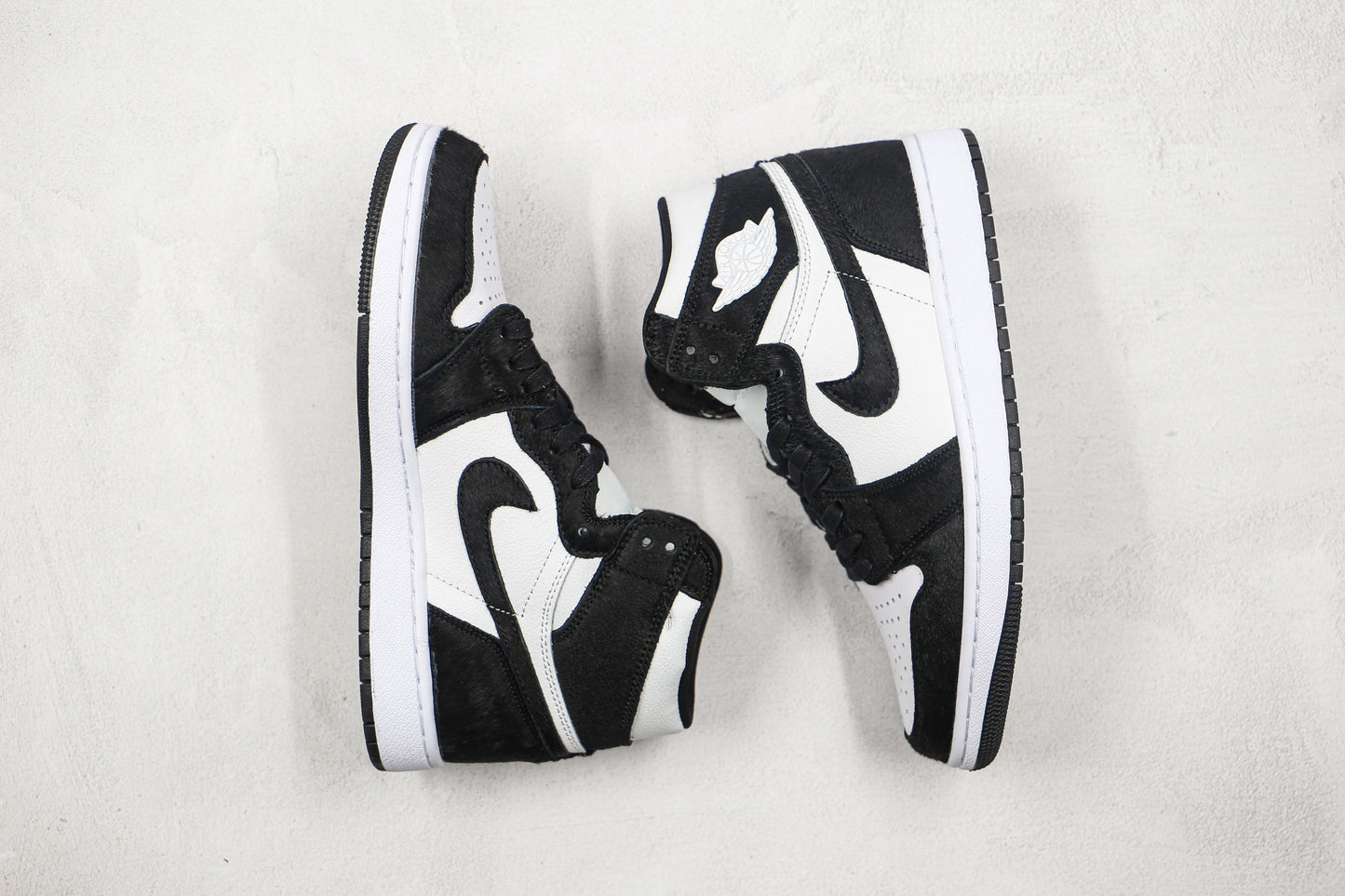 Air Jordan 1 High Felt Panda