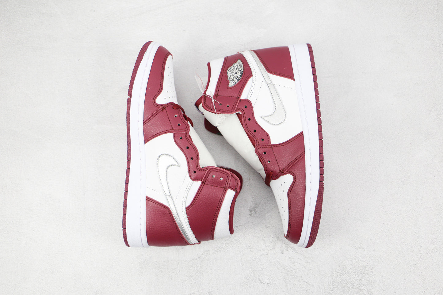 Air Jordan 1 High Bordeaux