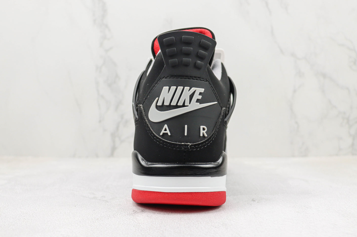 Air Jordan 4 Bred
