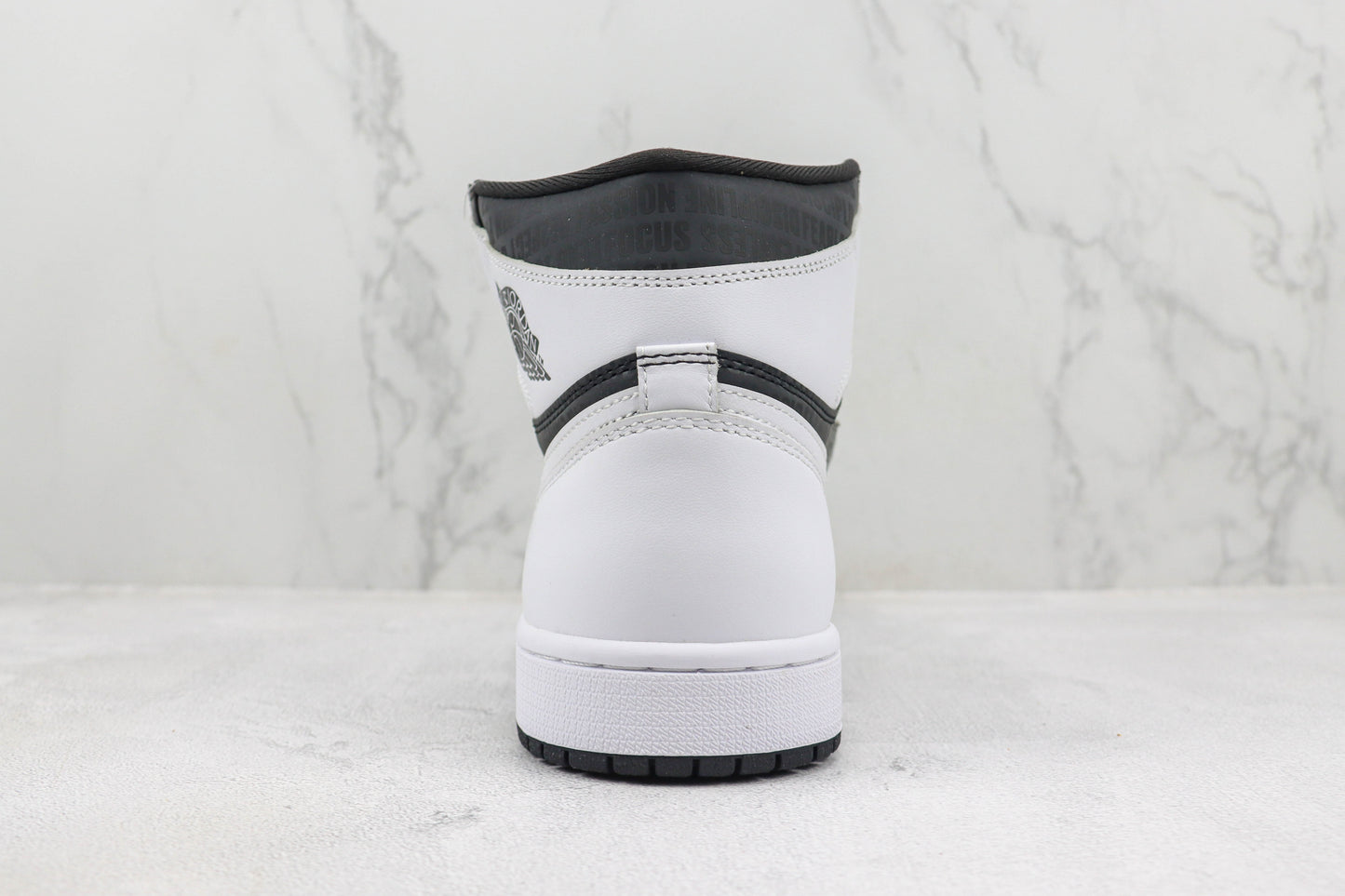 Air Jordan 1 High Black White Crackle