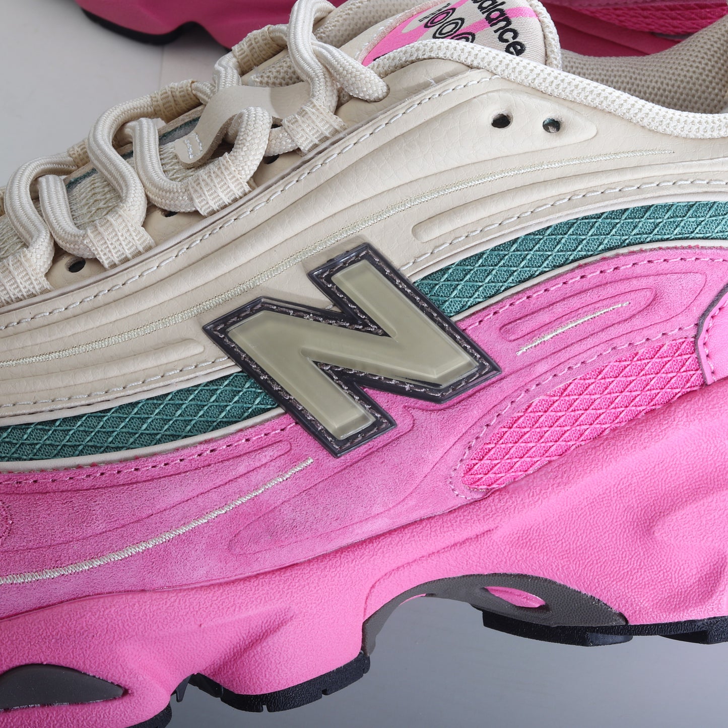 New Balance 1000 Hot Pink