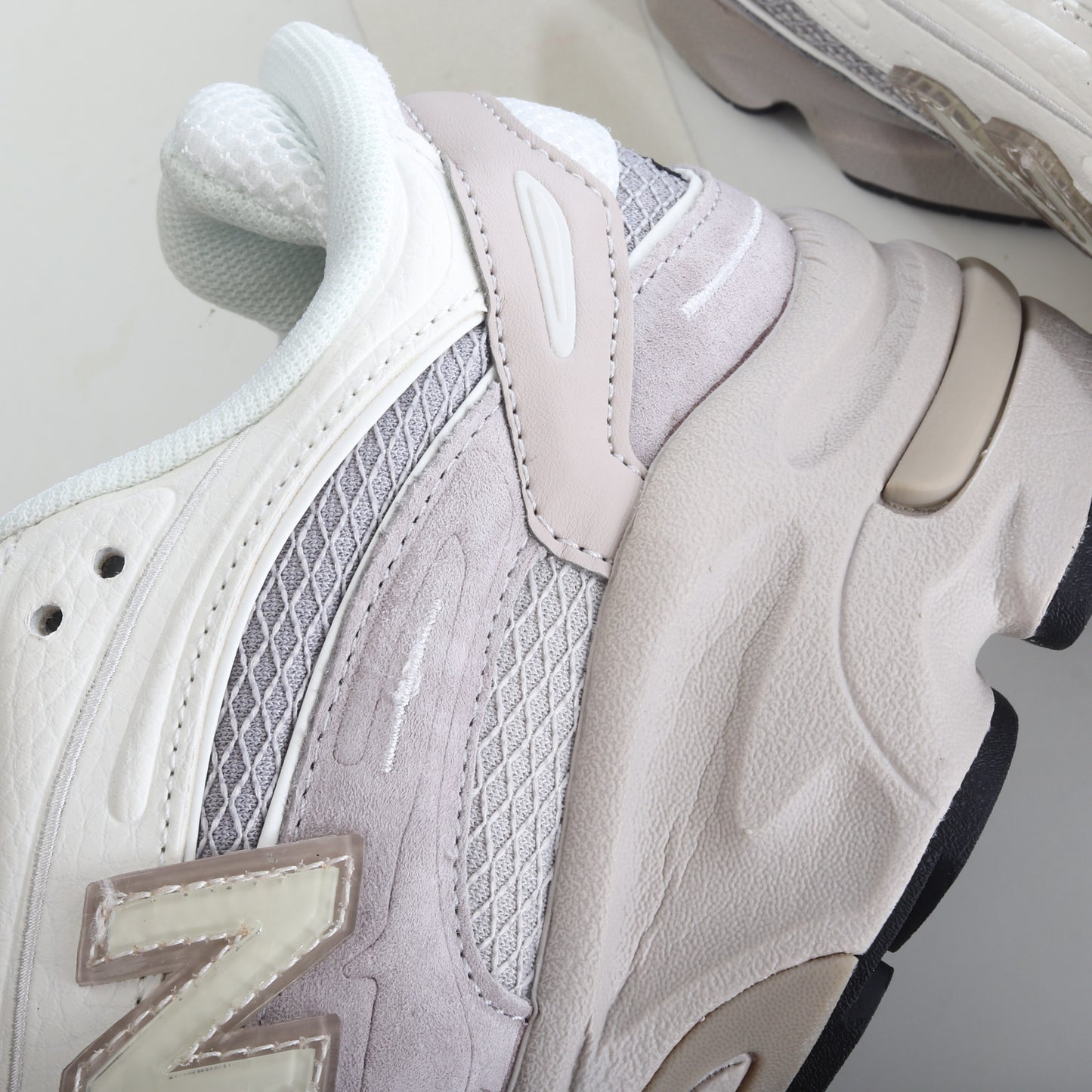 New Balance 1000 Rose Pink