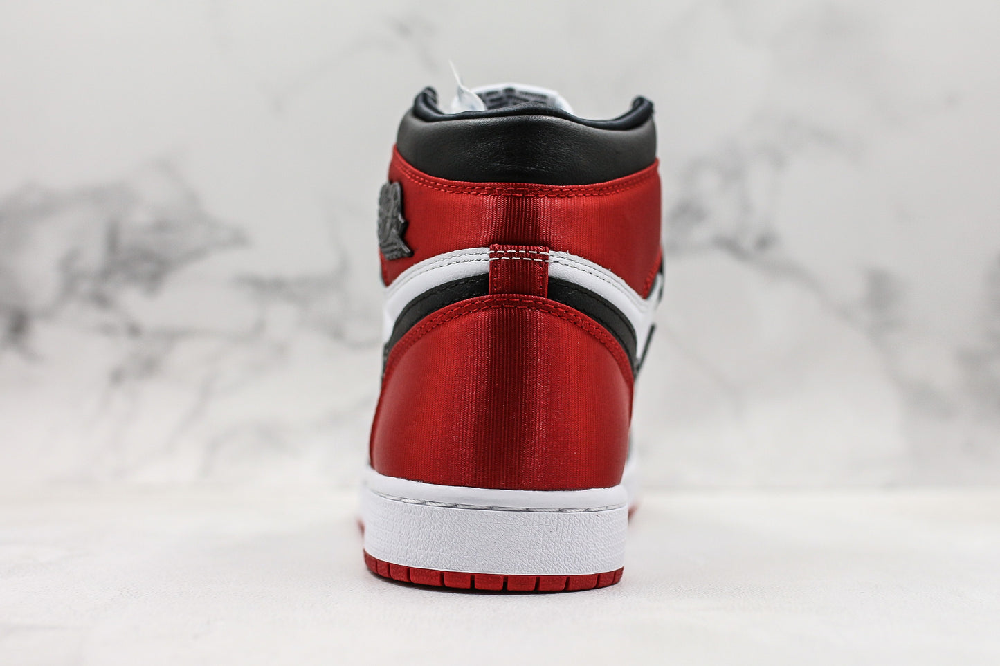Air Jordan 1 High Black Toe