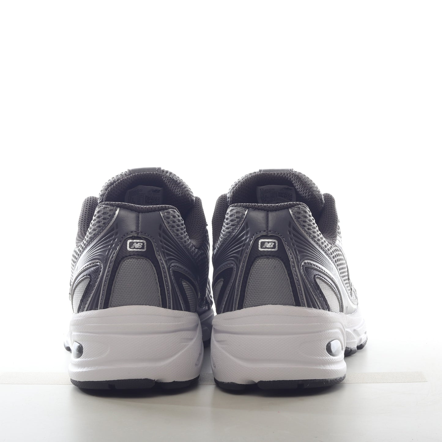 New Balance 740 Navy Silver