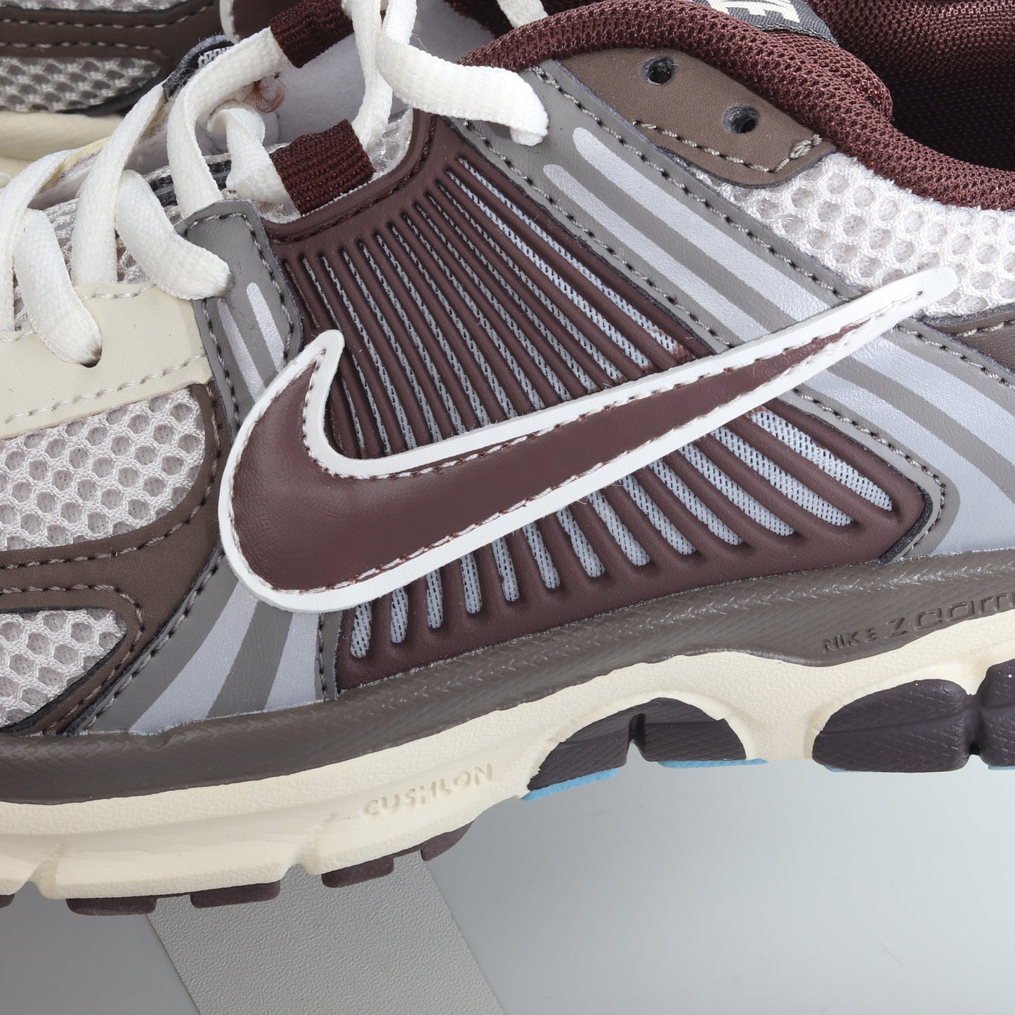 Nike Vomero 5 'Vintage Espersso'