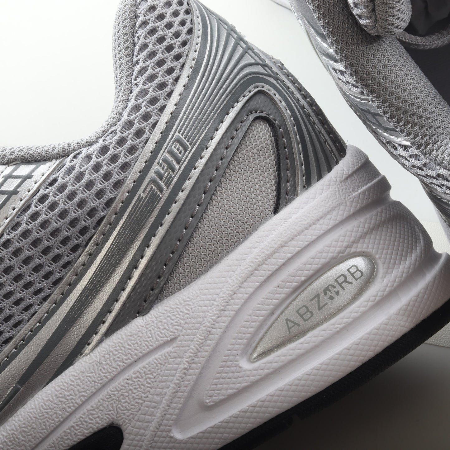 New Balance 740 Grey Shadow