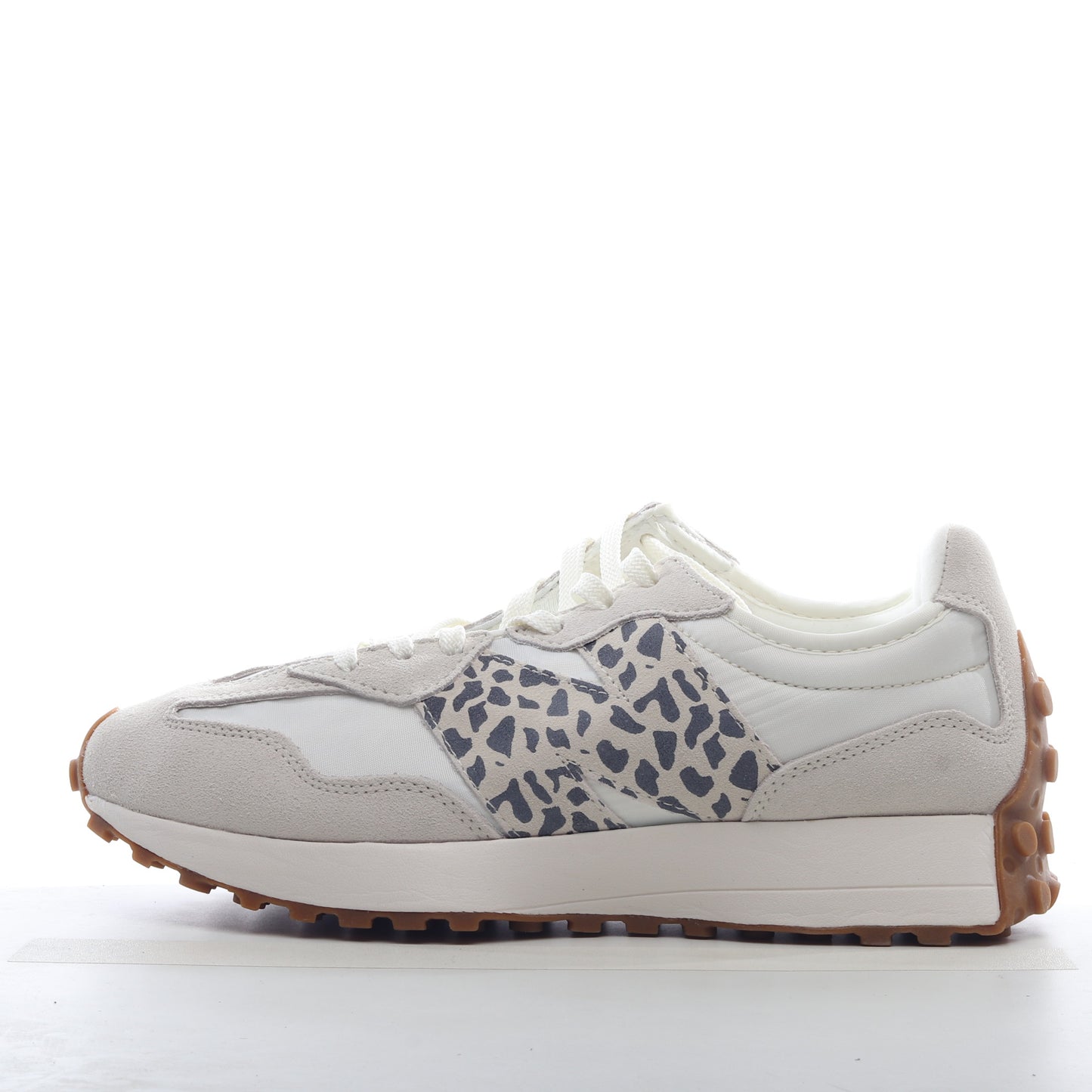 New Balance 327 White Grey Dot