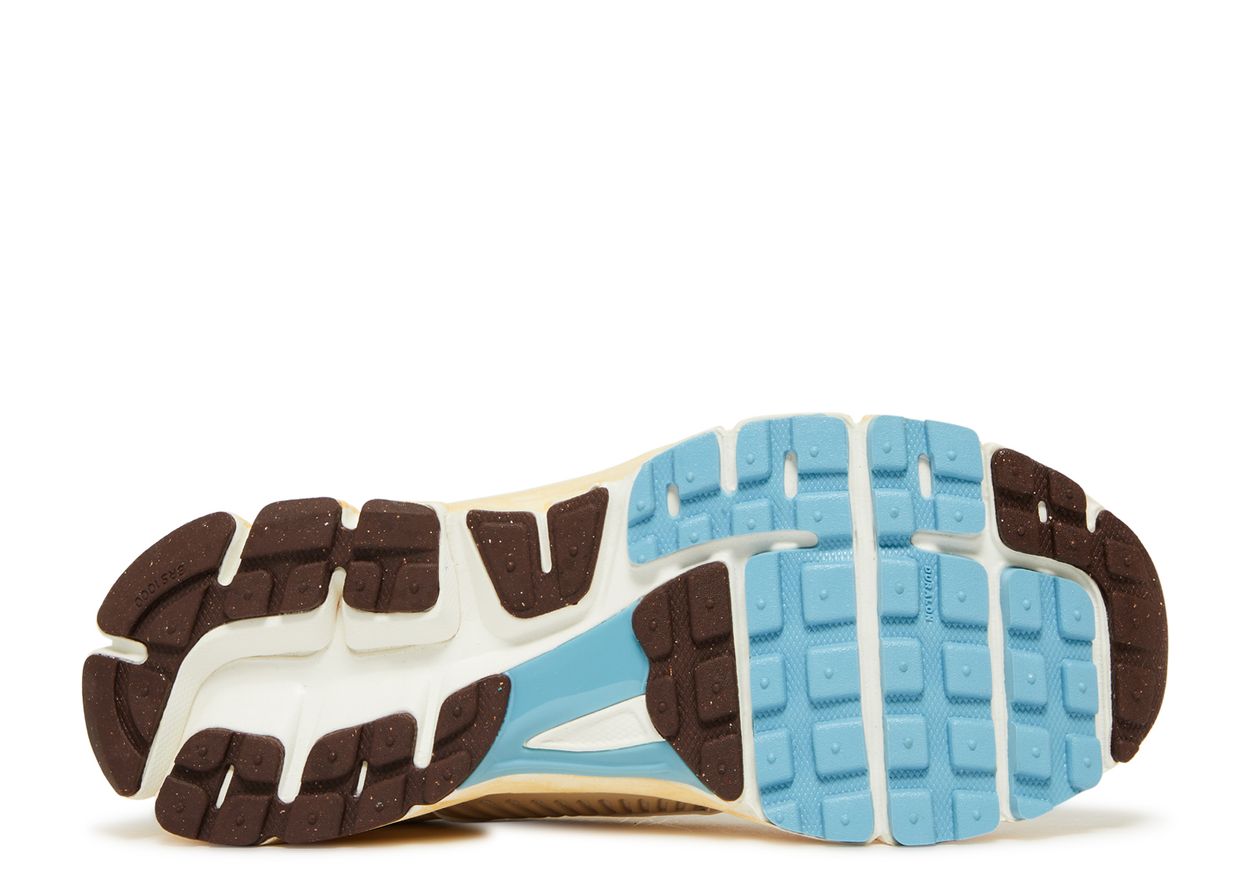 Nike Vomero 5 'Oatmeal'