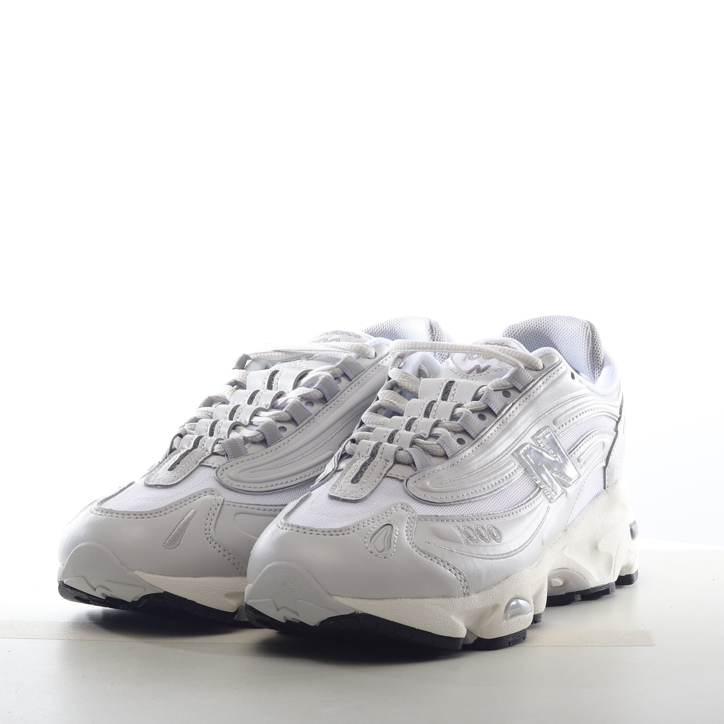 New Balance 1000 Light Taupe