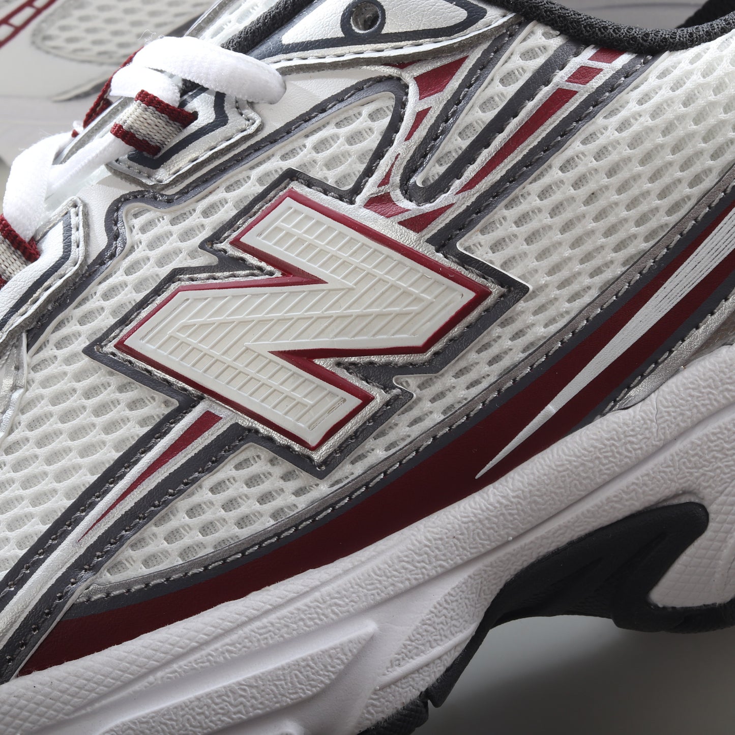 New Balance 740 White Cherry