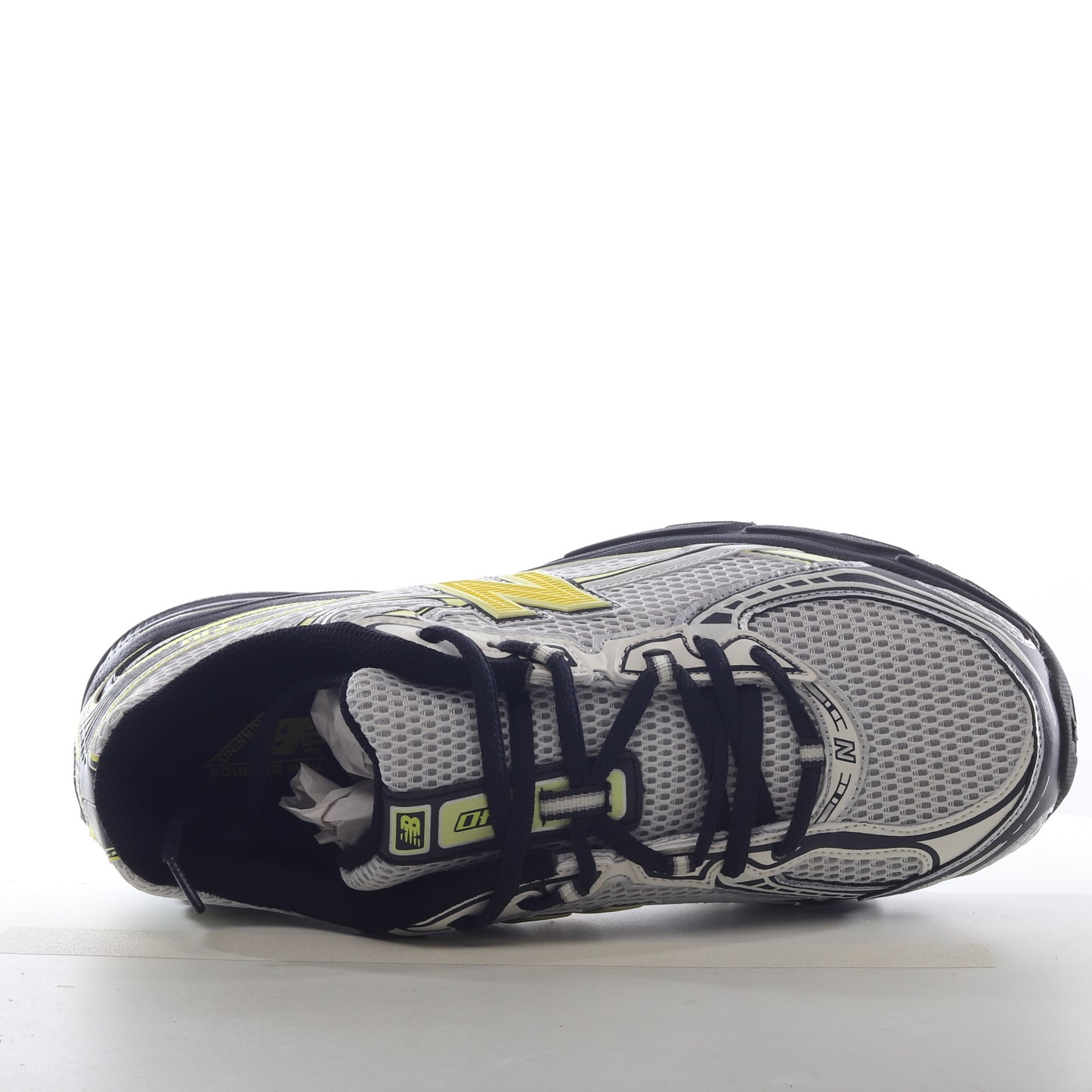 New Balance 740 Black Volt