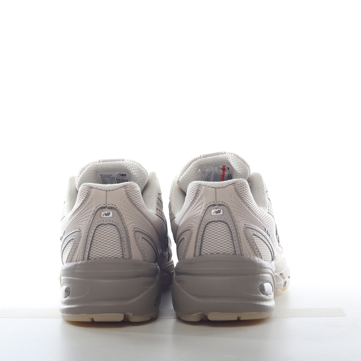 New Balance 740 Cream Grey