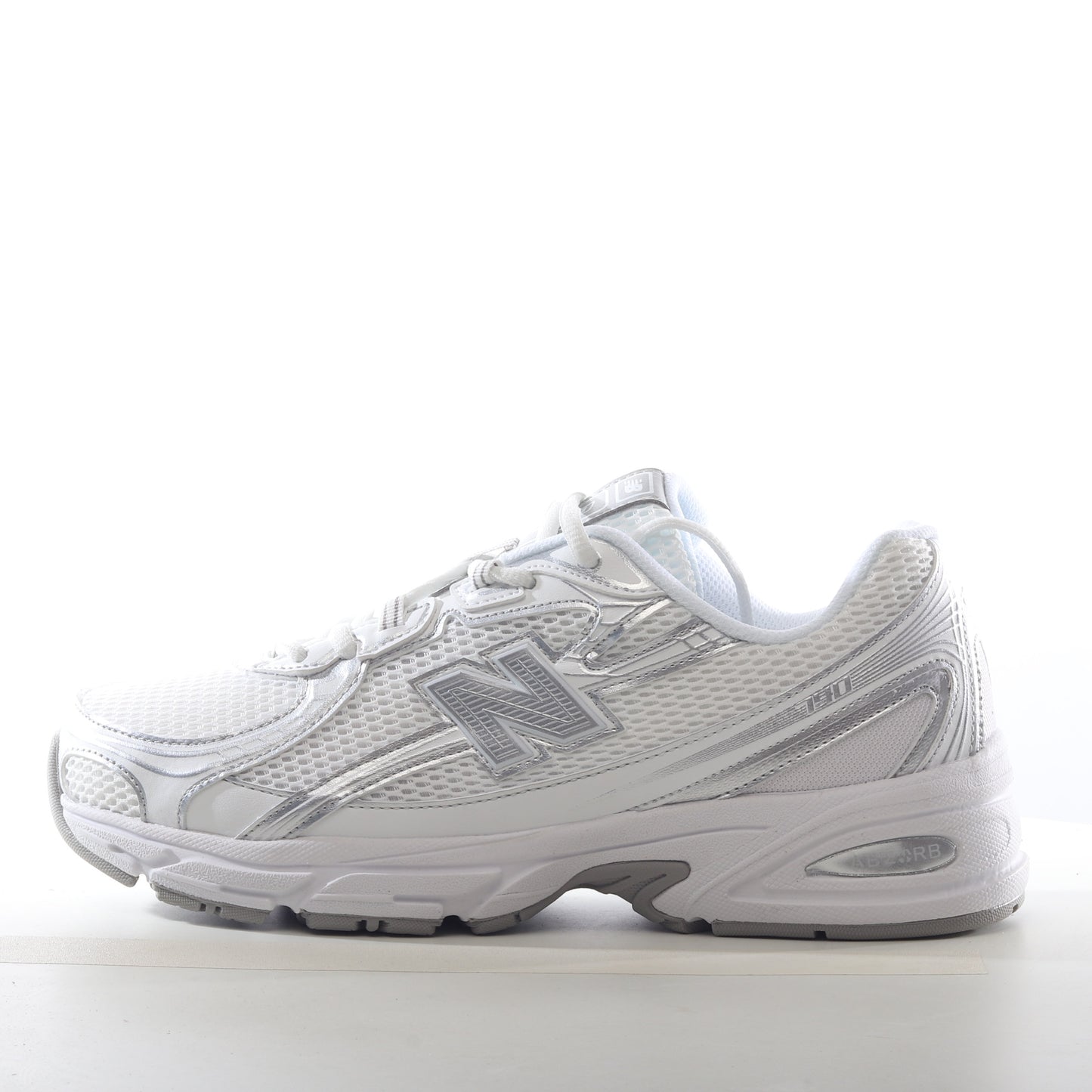 New Balance 740