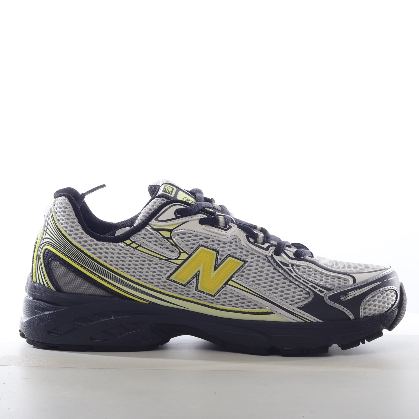 New Balance 740 Black Volt
