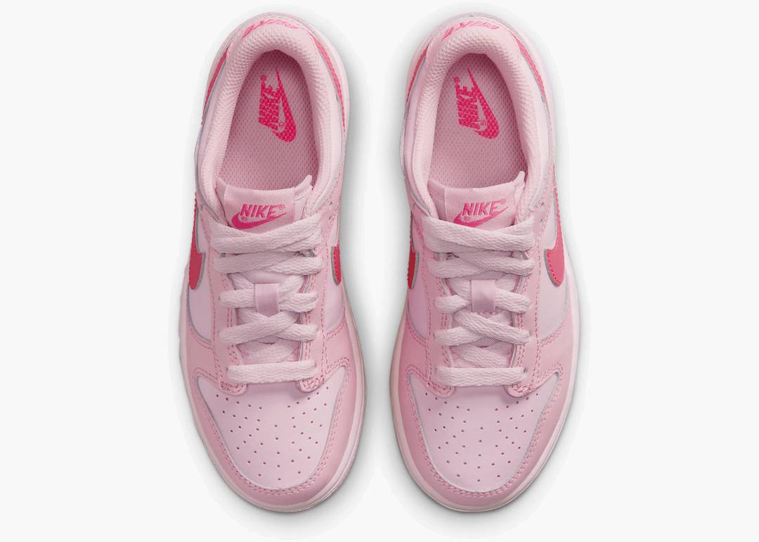 Nike Dunk Low Triple Pink