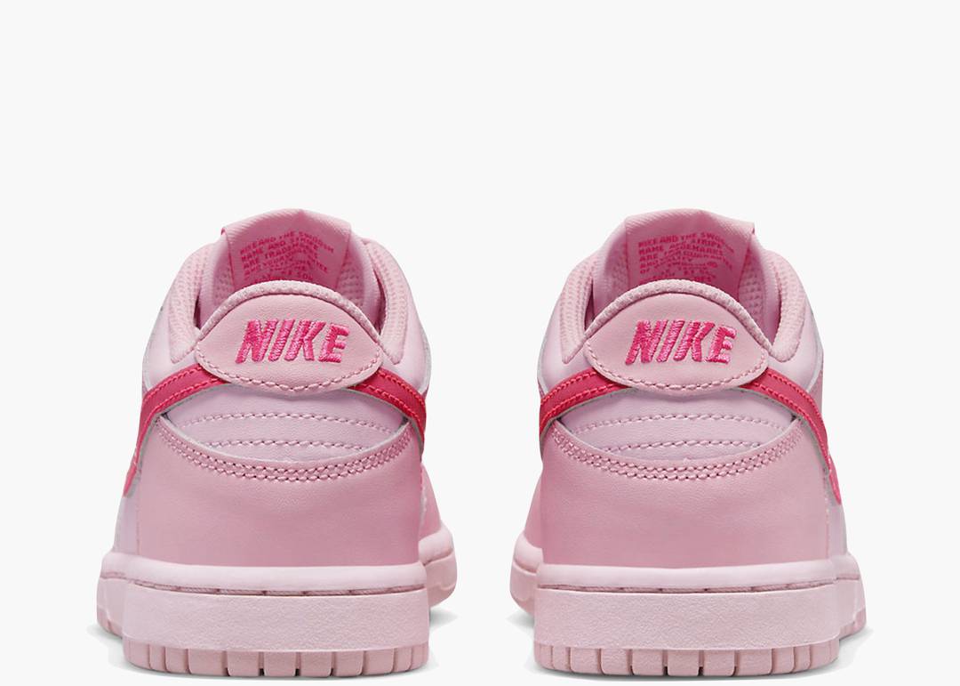 Nike Dunk Low Triple Pink