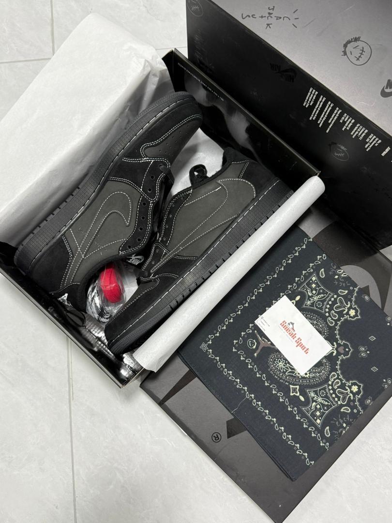 Air Jordan 1 Retro Low OG SP Travis Scott Black Phantom