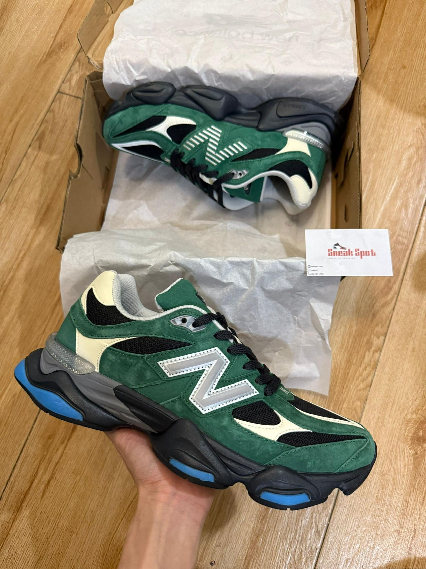 New Balance 9060 Forest Green