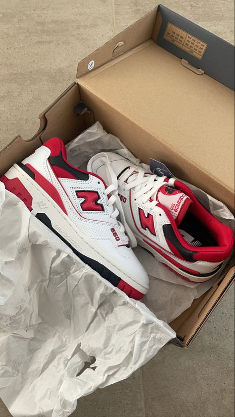 New Balance 550 University Red