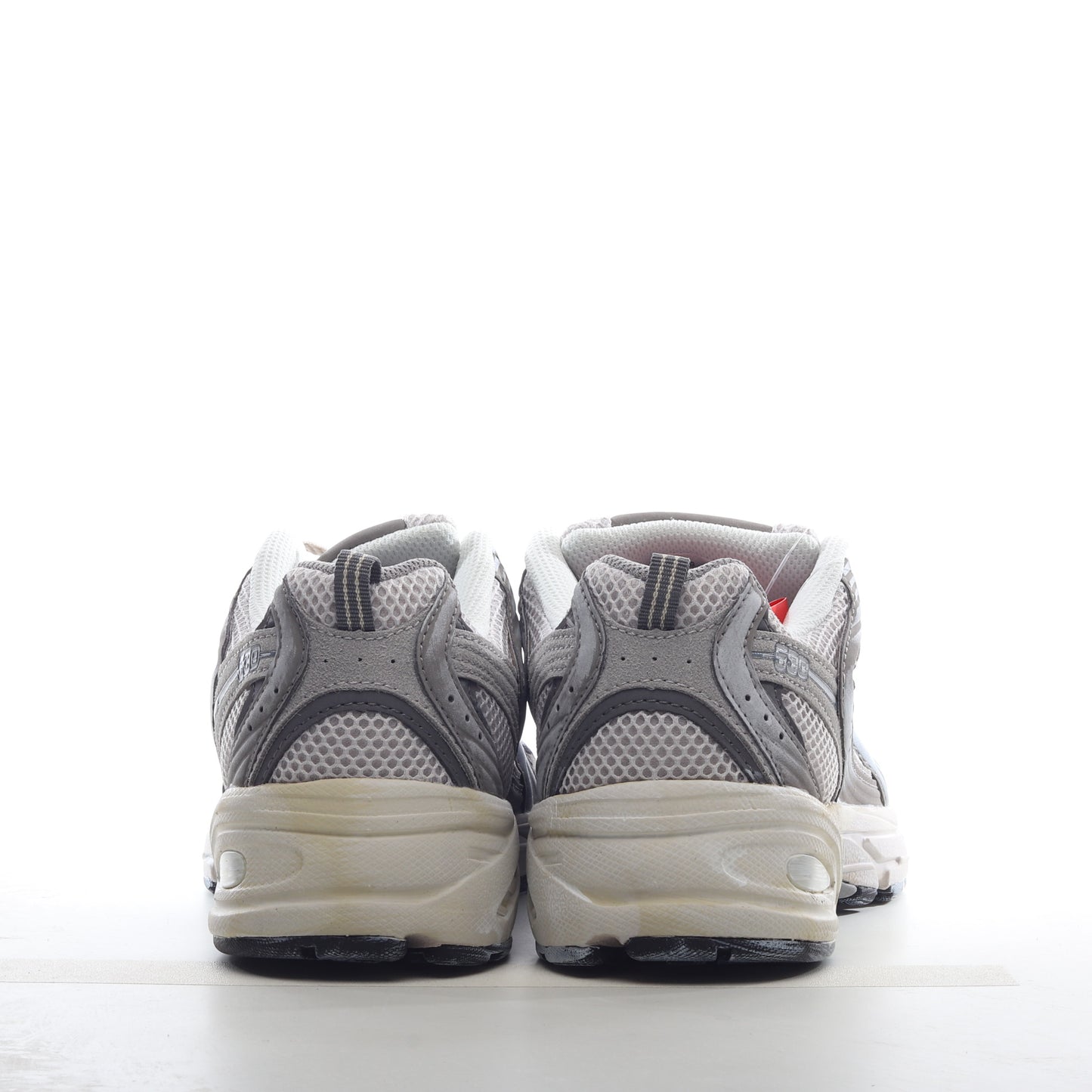 New Balance 530 Metallic