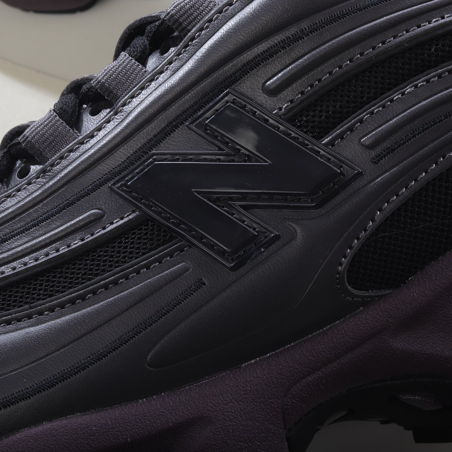 New Balance 1000 Triple Black