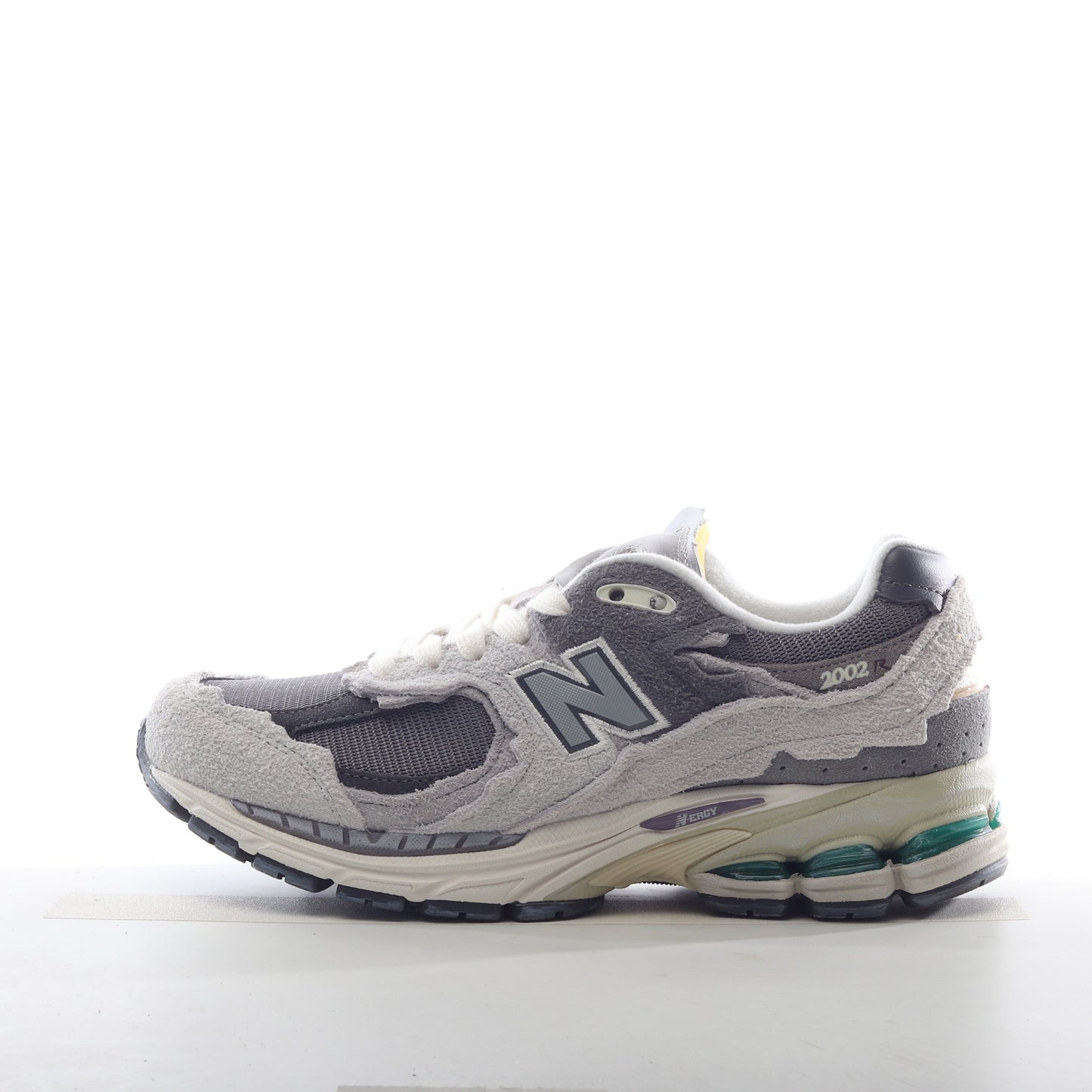New Balance 2002 Light Grey