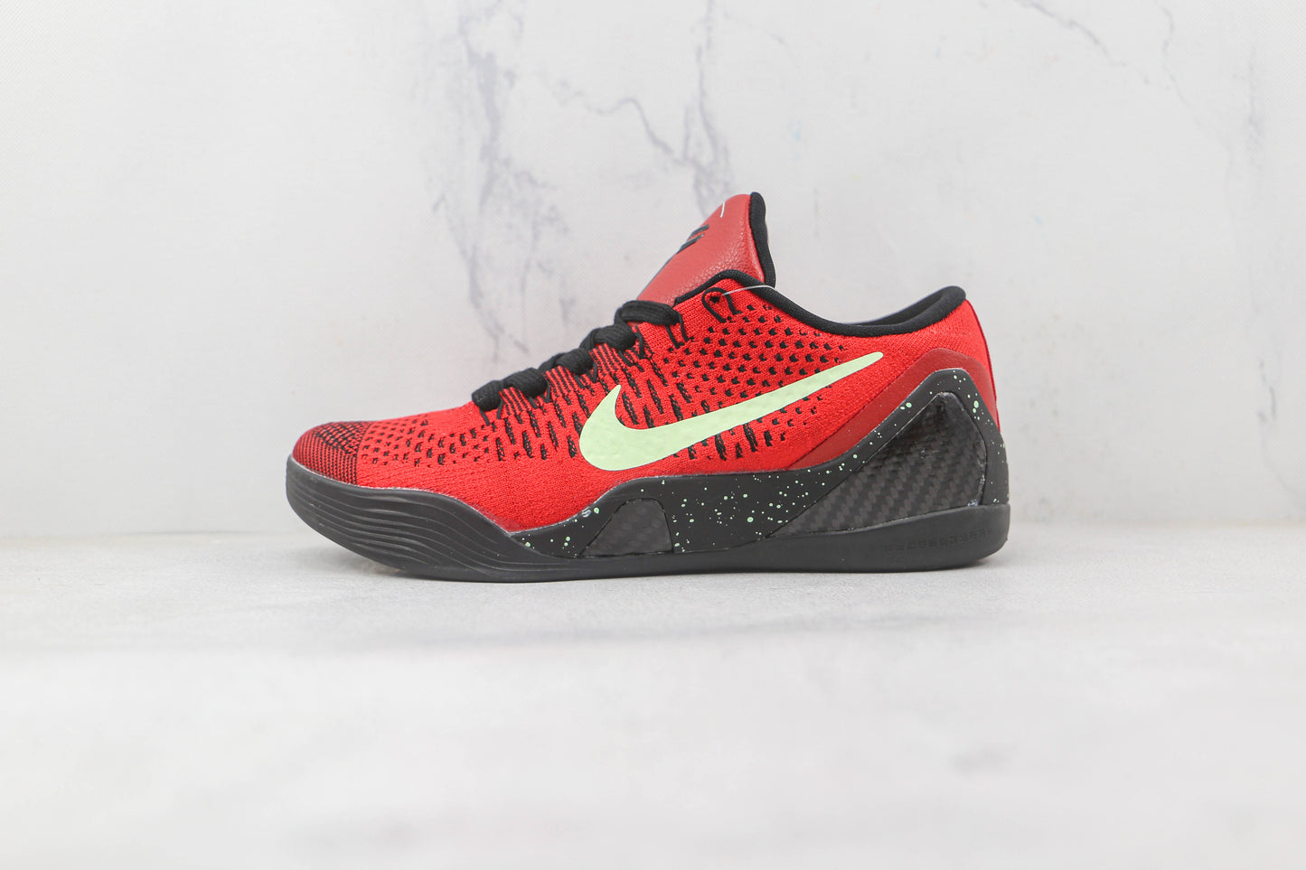 Nike Kobe 9 Low Bulls Red