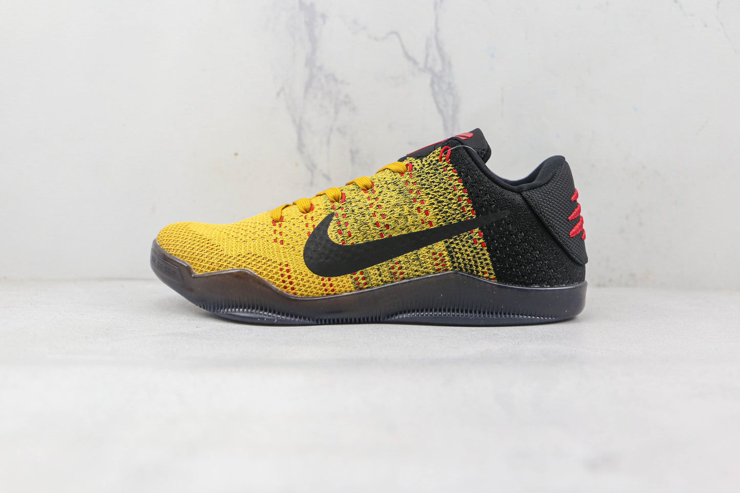 Nike Kobe 11 Low Bruce Lee