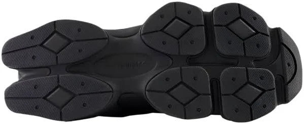 New Balance 9060 Triple Black