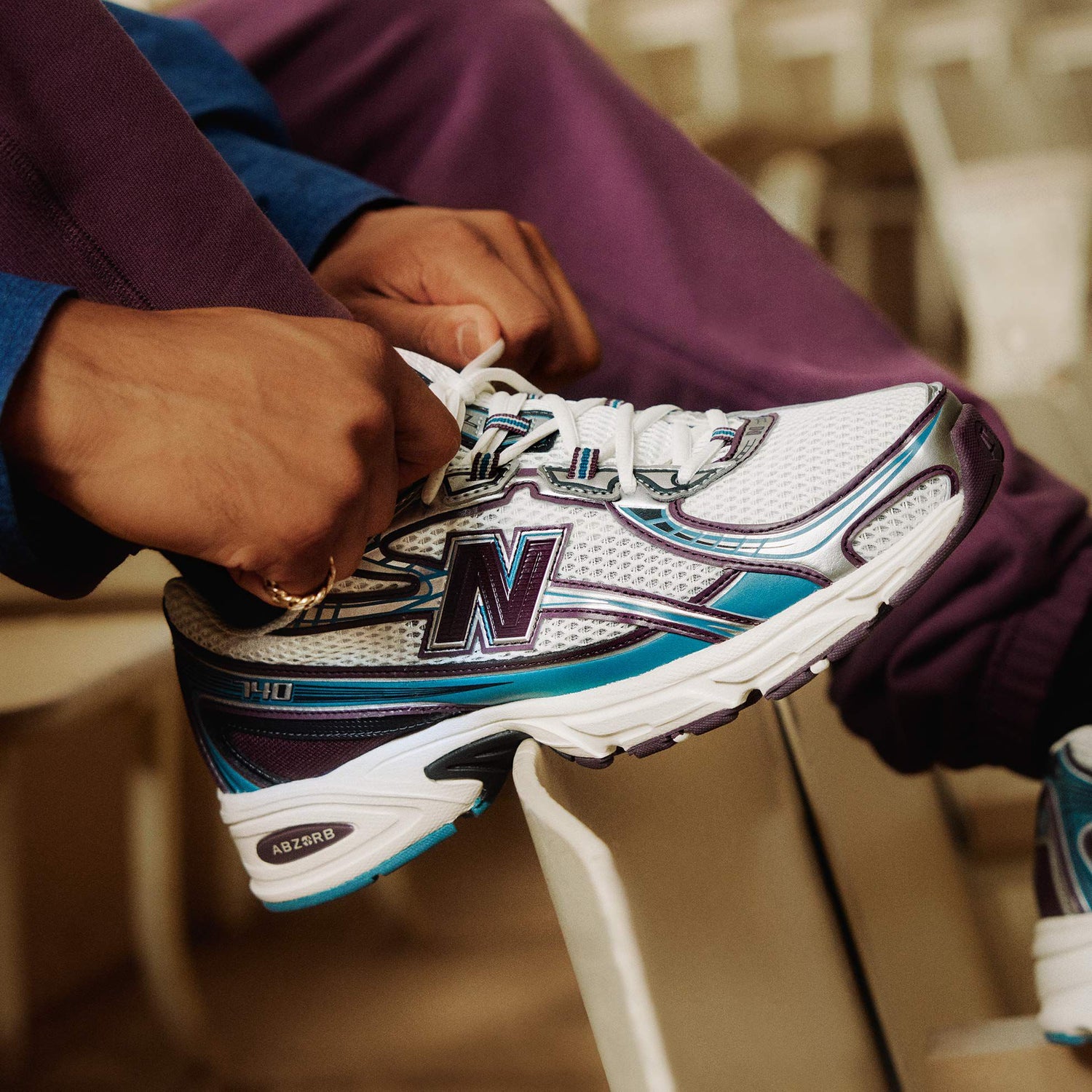 New Balance 740
