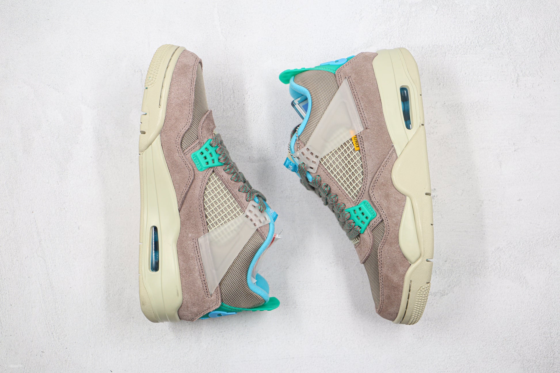 Air Jordan 4 Union Taupe Haze