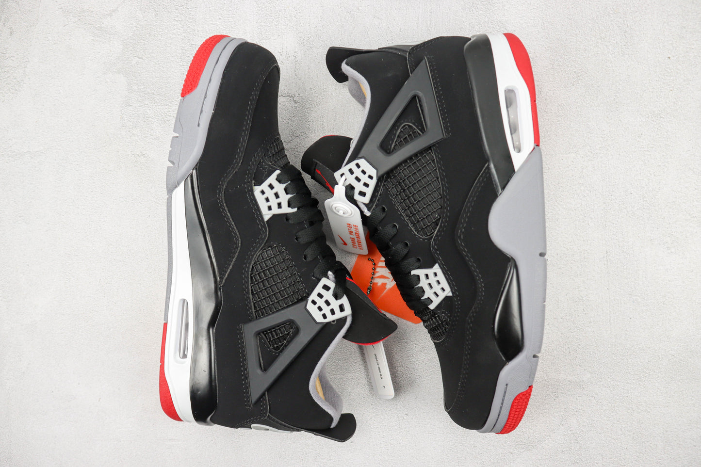 Air Jordan 4 Bred