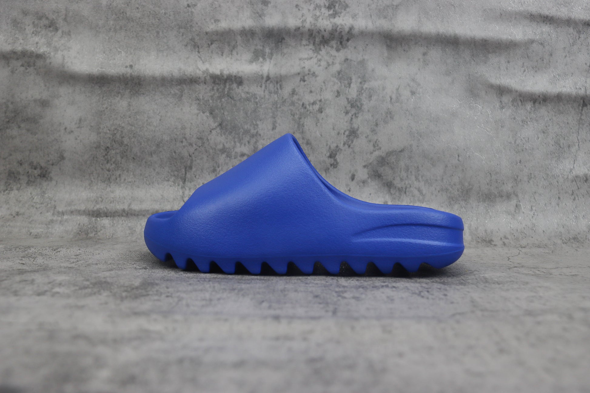 Adidas Yeezy Slide Blue