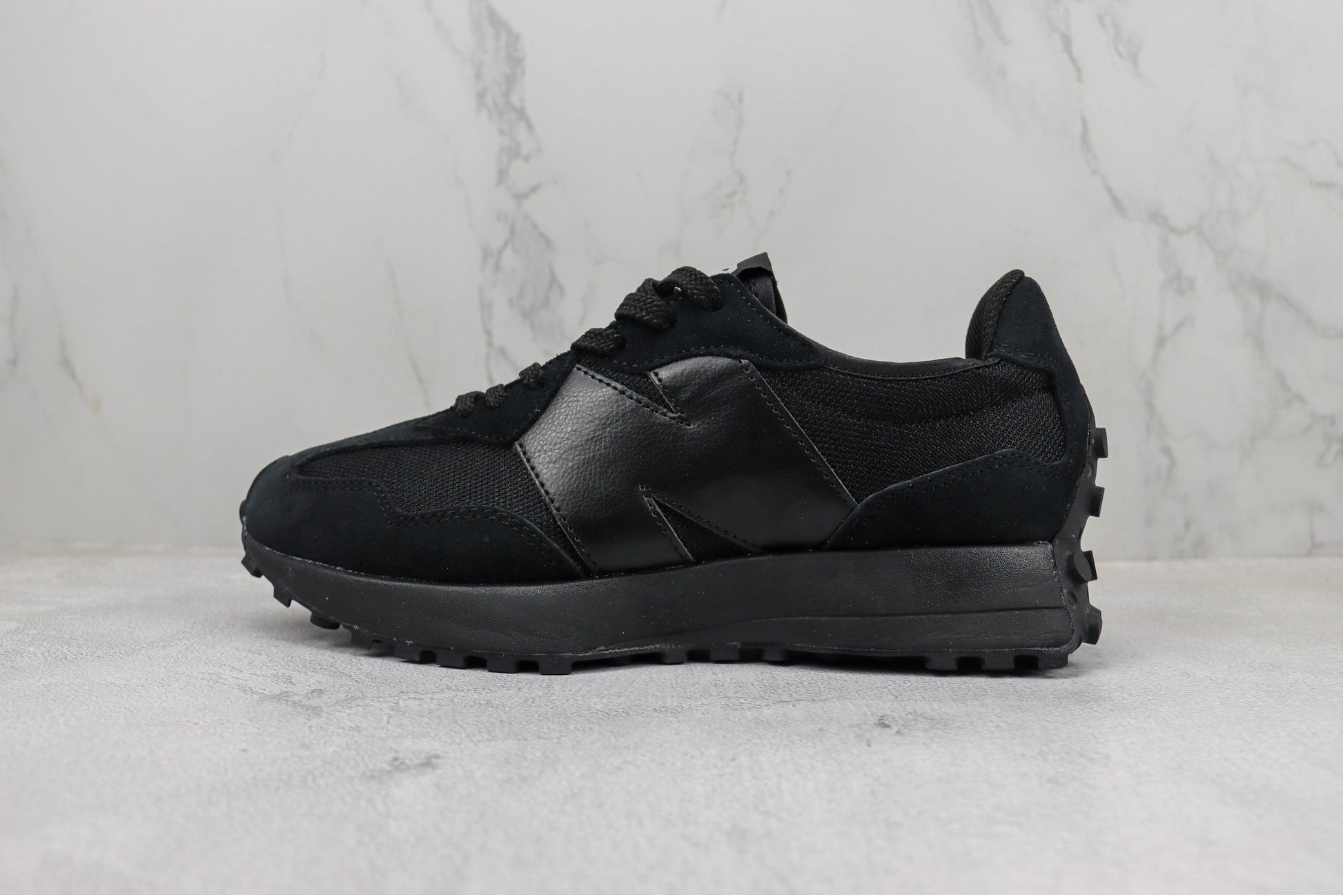 New Balance 327 Silver Grey