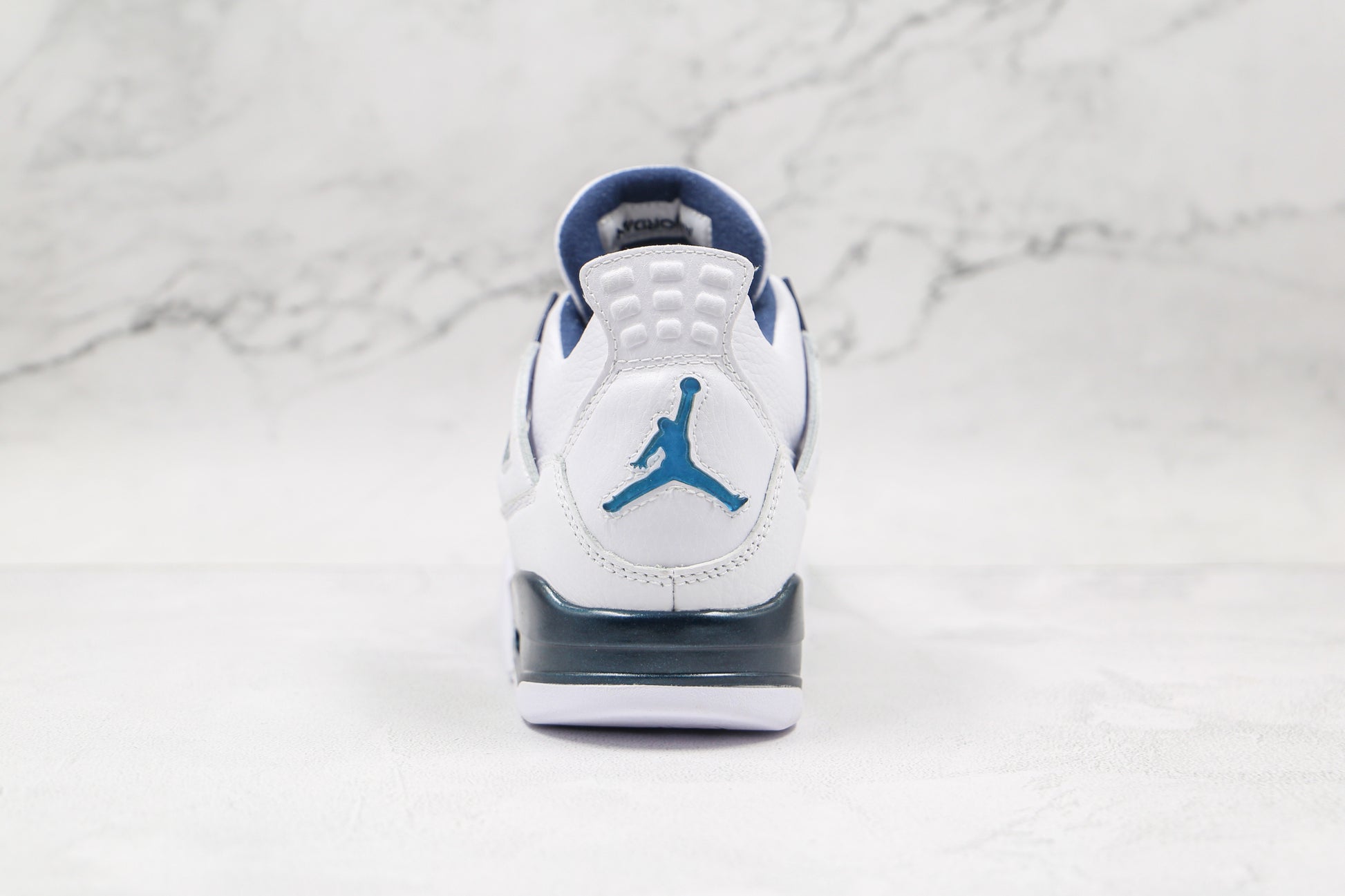 Air Jordan 4 Columbia Blue