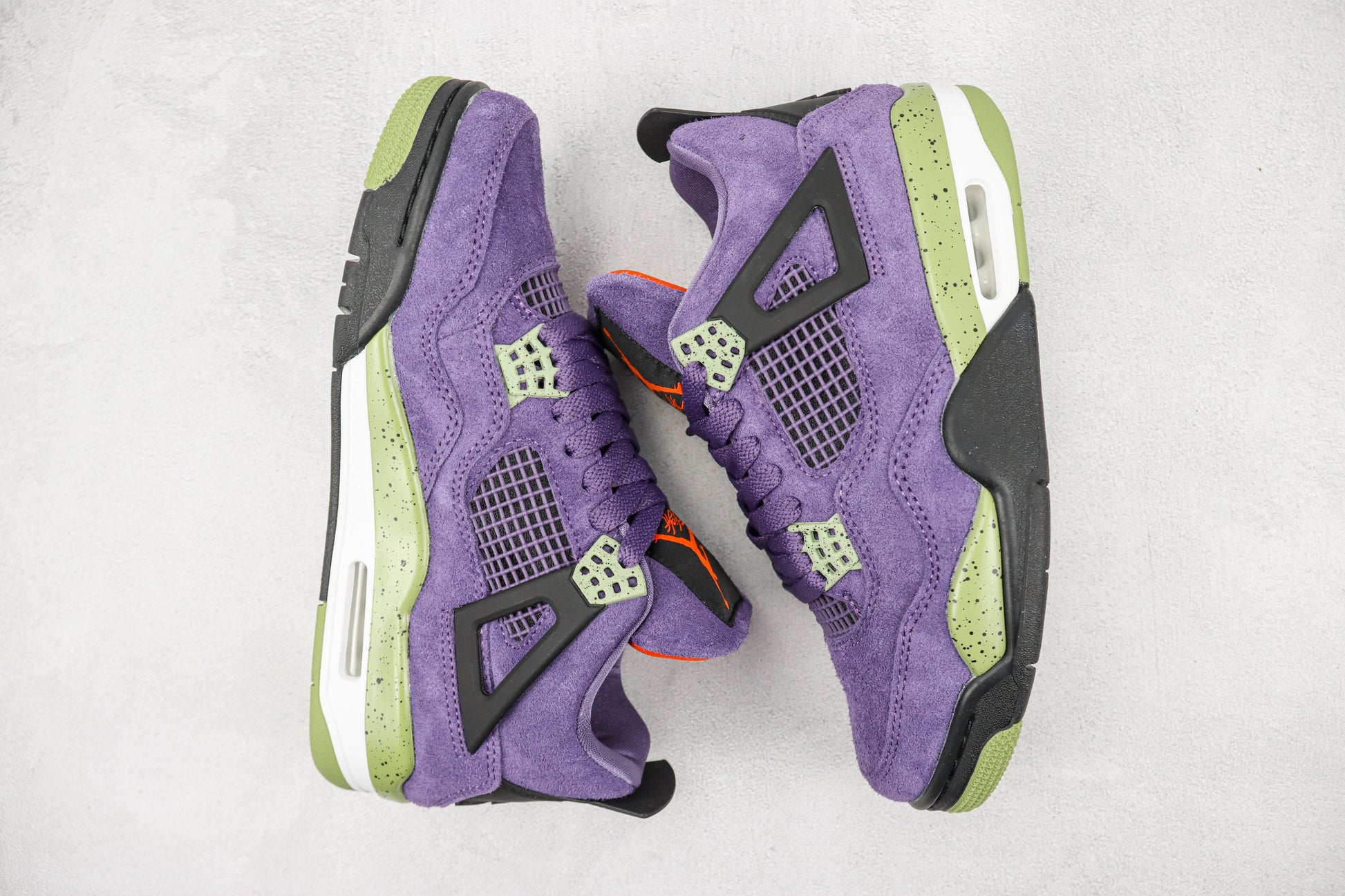 Air Jordan 4 Canyon Purple