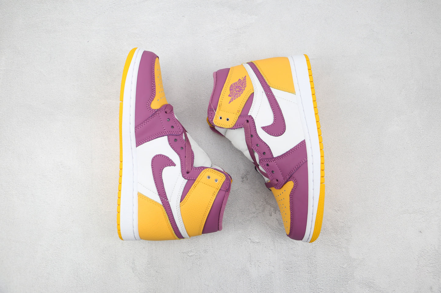 Air Jordan 1 High Brotherhood