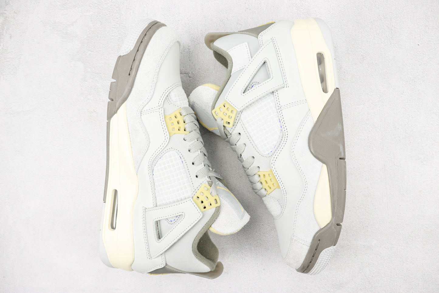 Air Jordan 4 SE Craft Photon Dust