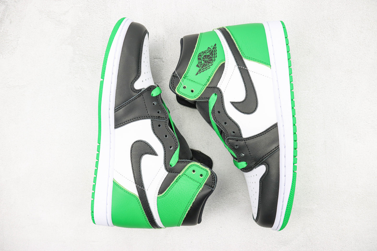 Air Jordan 1 High Lucky Green