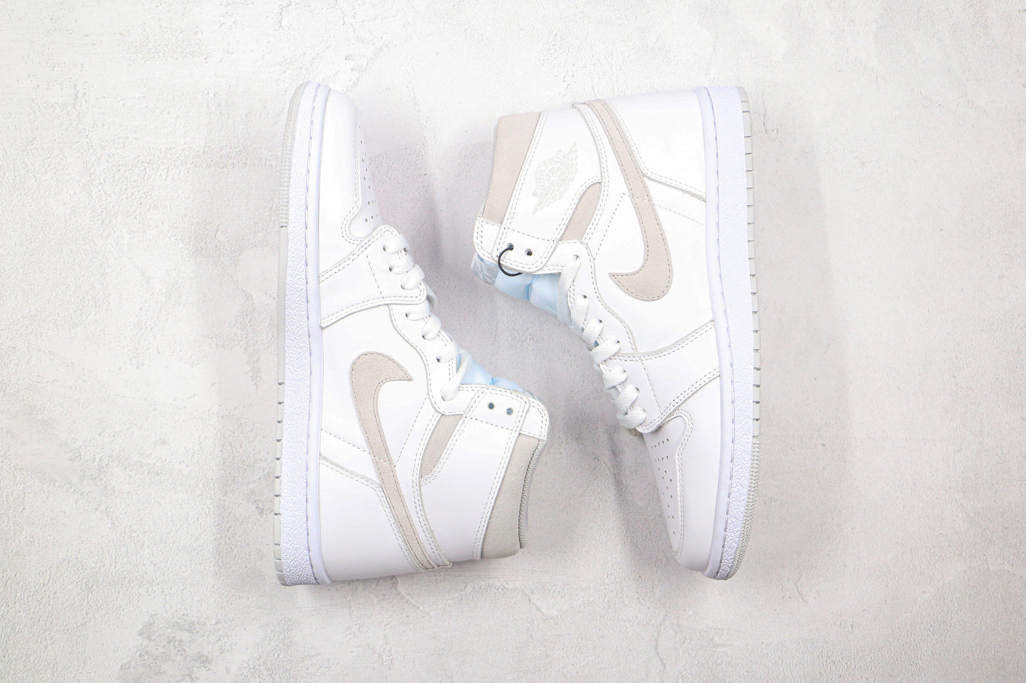 Air Jordan 1 High Neutral Grey