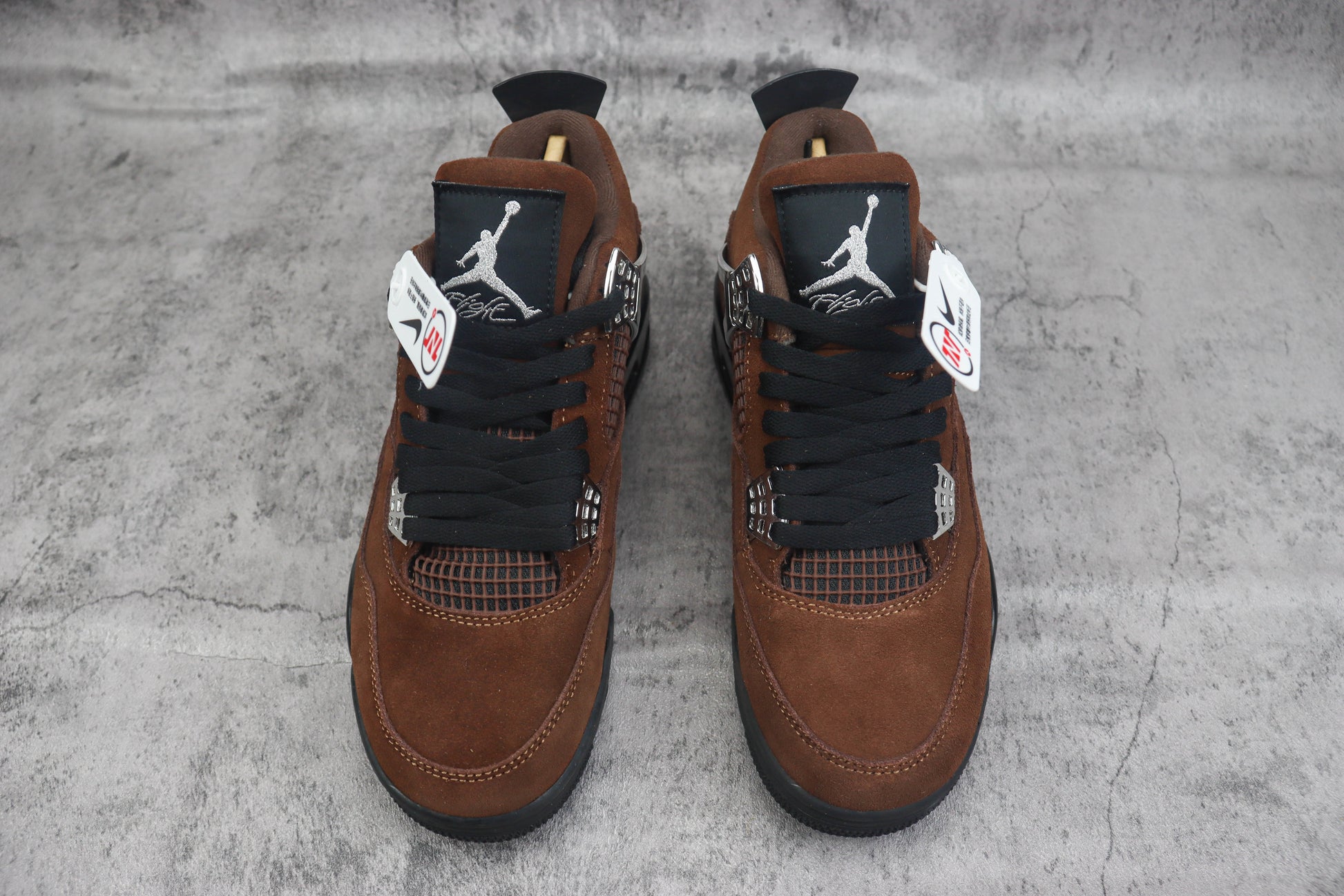 Air Jordan 4 Frozen Moments