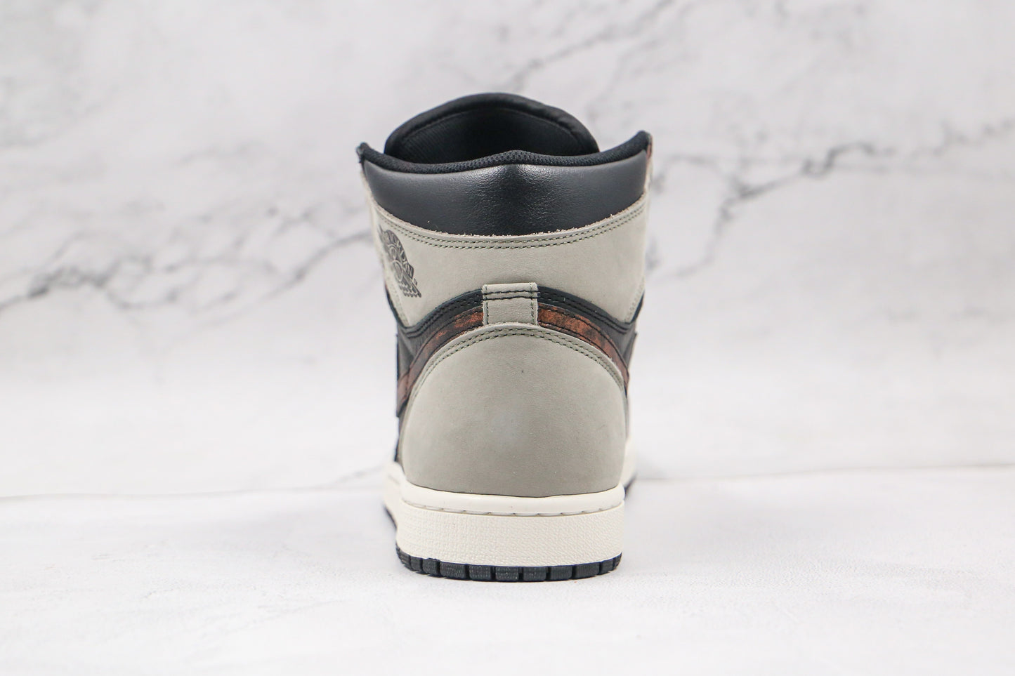 Air Jordan 1 High Shadow