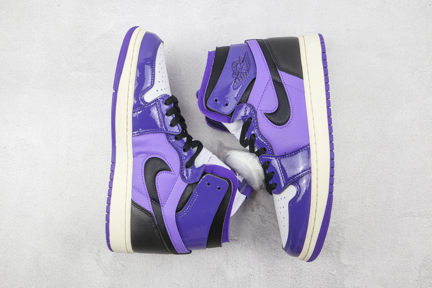 Air Jordan 1 High Purple Wash
