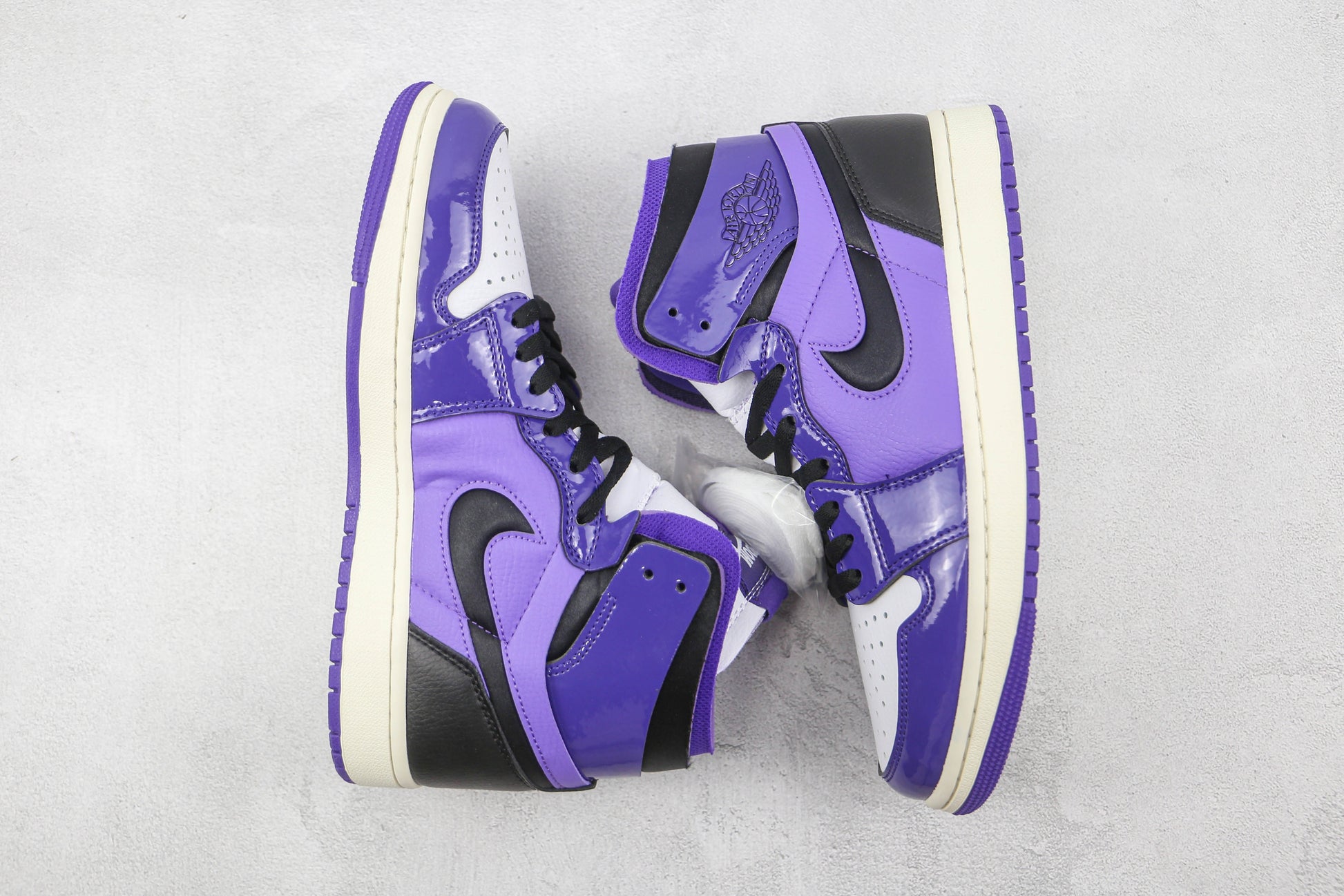 Air Jordan 1 High Purple Wash