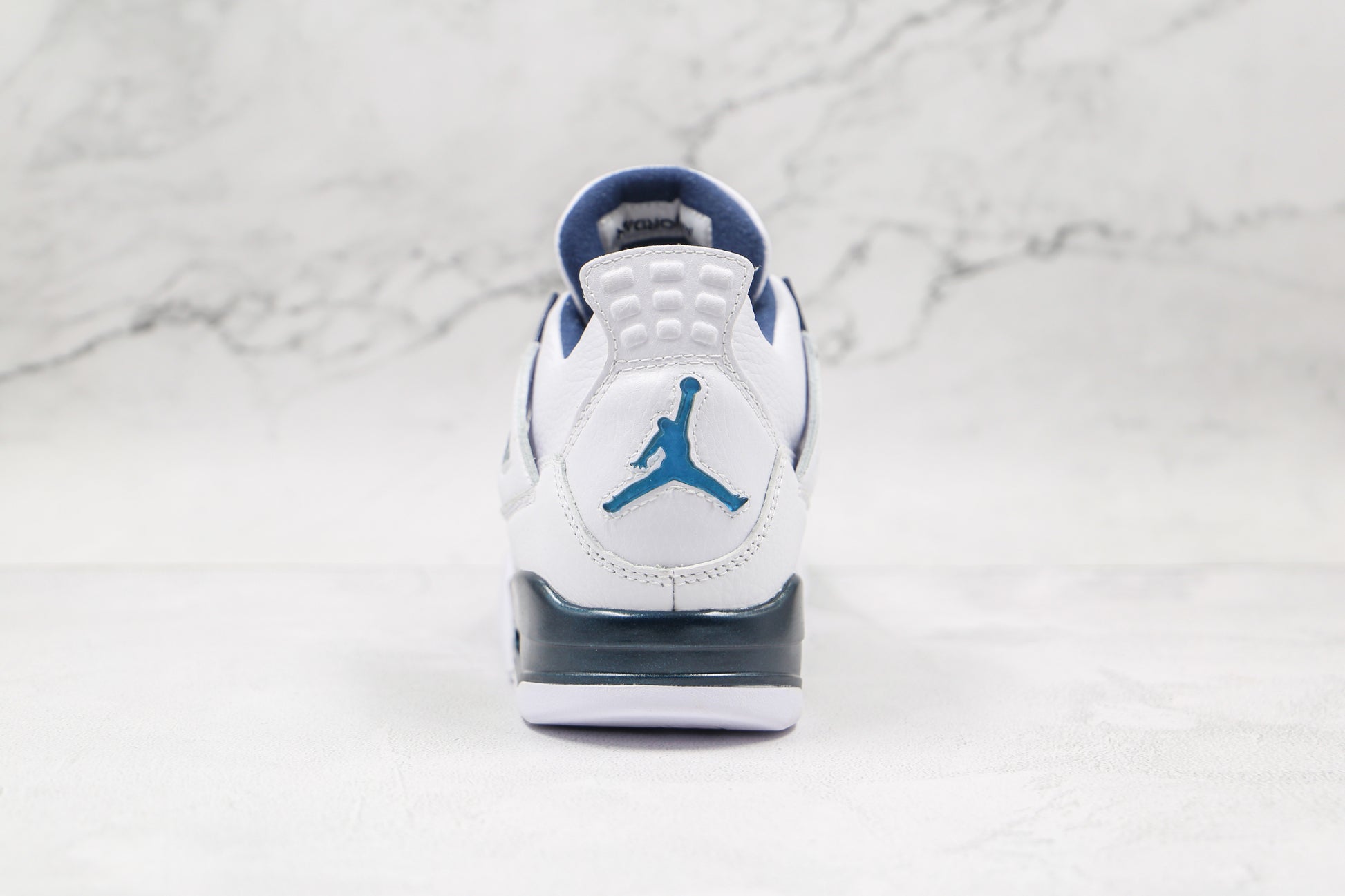 Air Jordan 4 Columbia Blue
