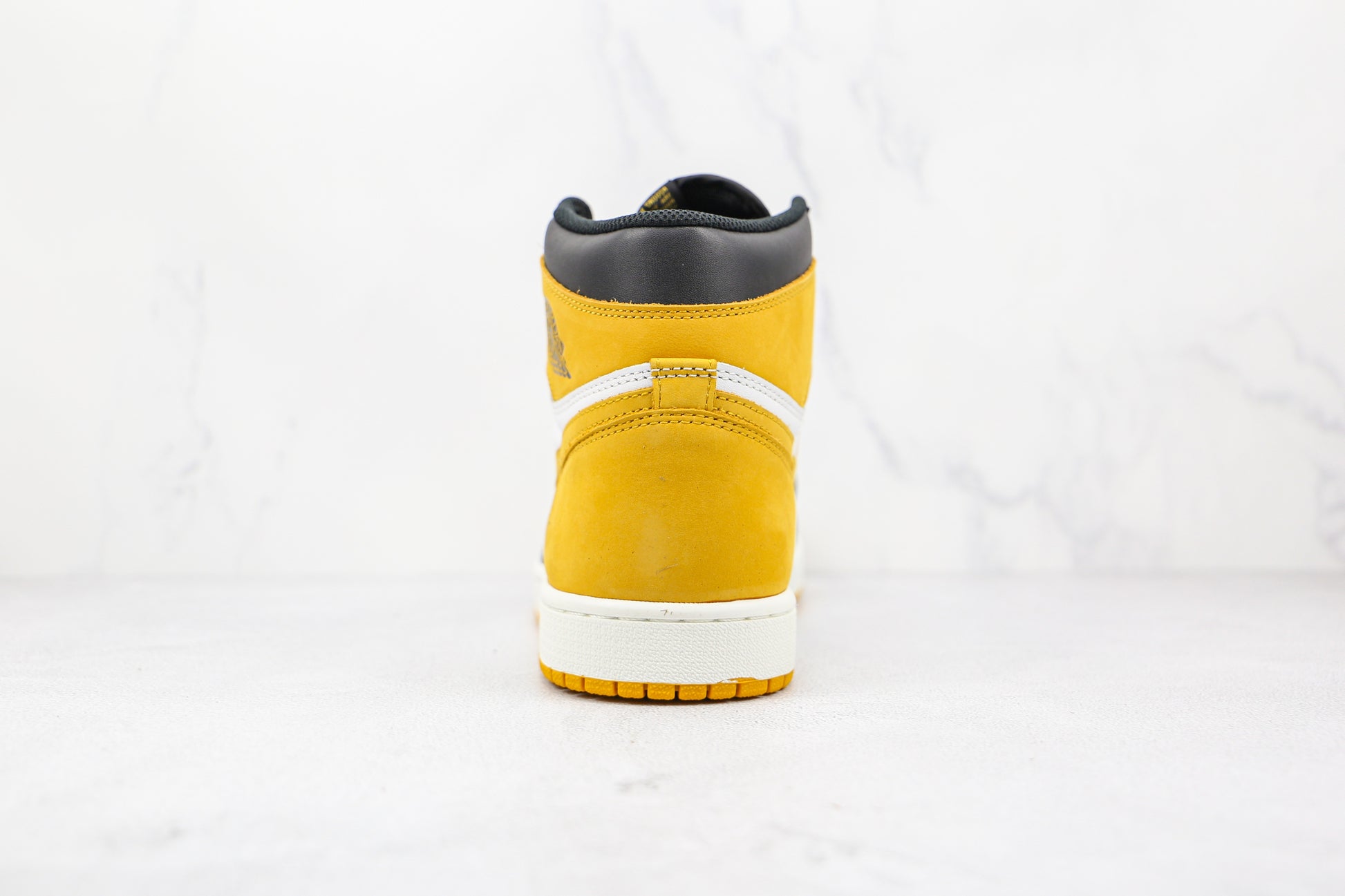 Air Jordan 1 High Black Yellow Toe