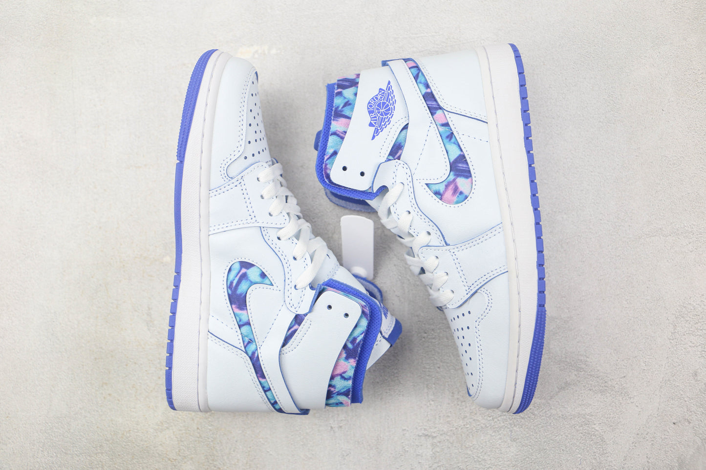 Air Jordan 1 High White Blue Tie-Dye