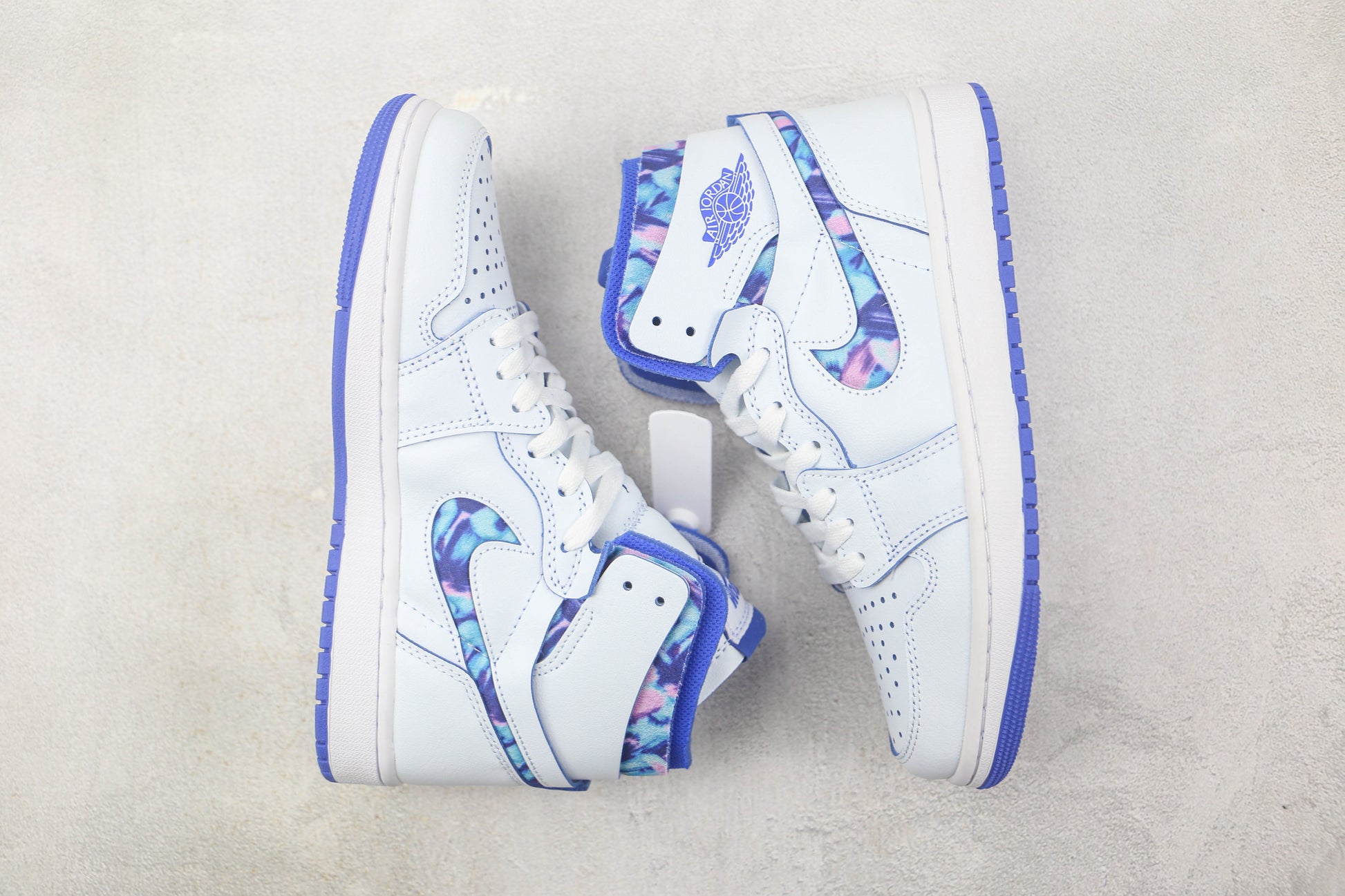 Air Jordan 1 High White Blue Tie-Dye