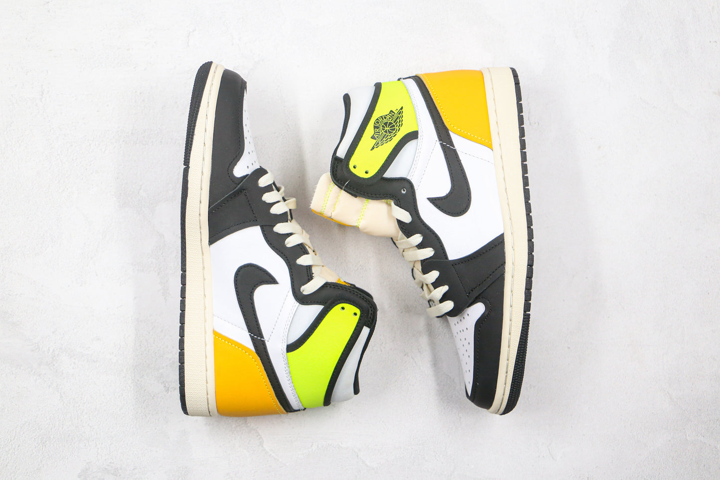 Air Jordan 1 High Volt Gold Black