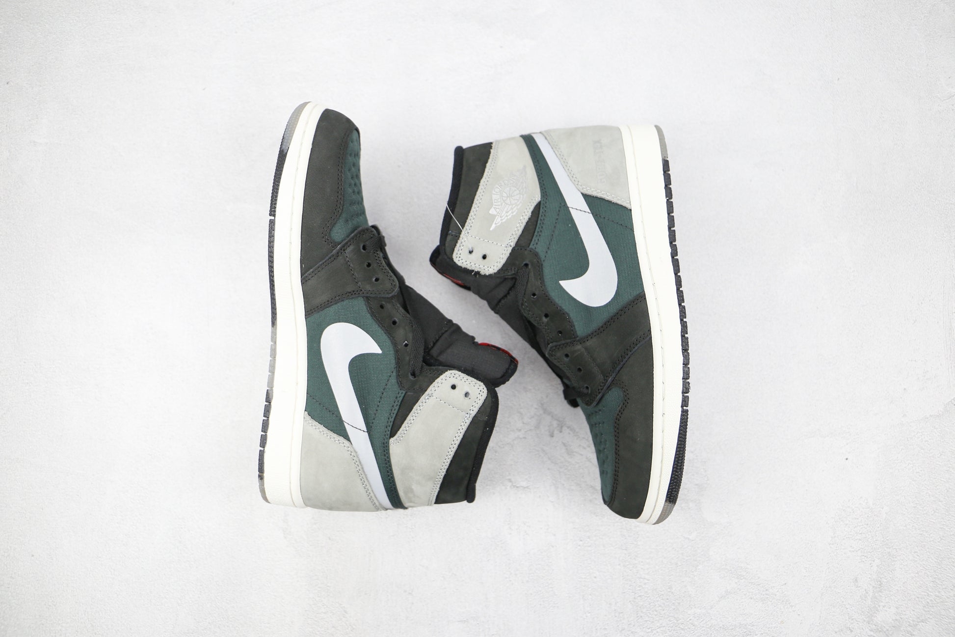 Air Jordan 1 High Black Green Grey